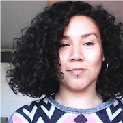 Porfesora de Filosofía, dicta clases para todas las edades